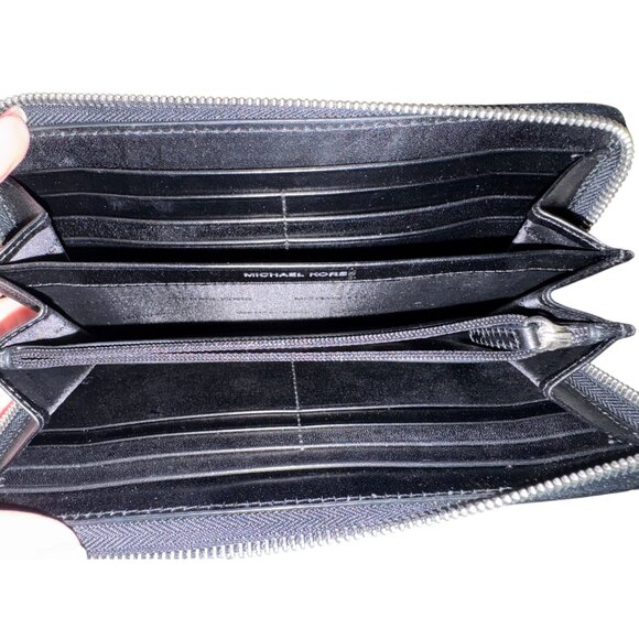 Michael‎ Kors Black Leather Monogram Zip Around Wallet With Card Slots - Picture 6 of 7